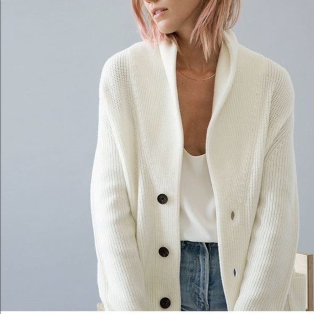 Everlane Chunky Wool Cardigan